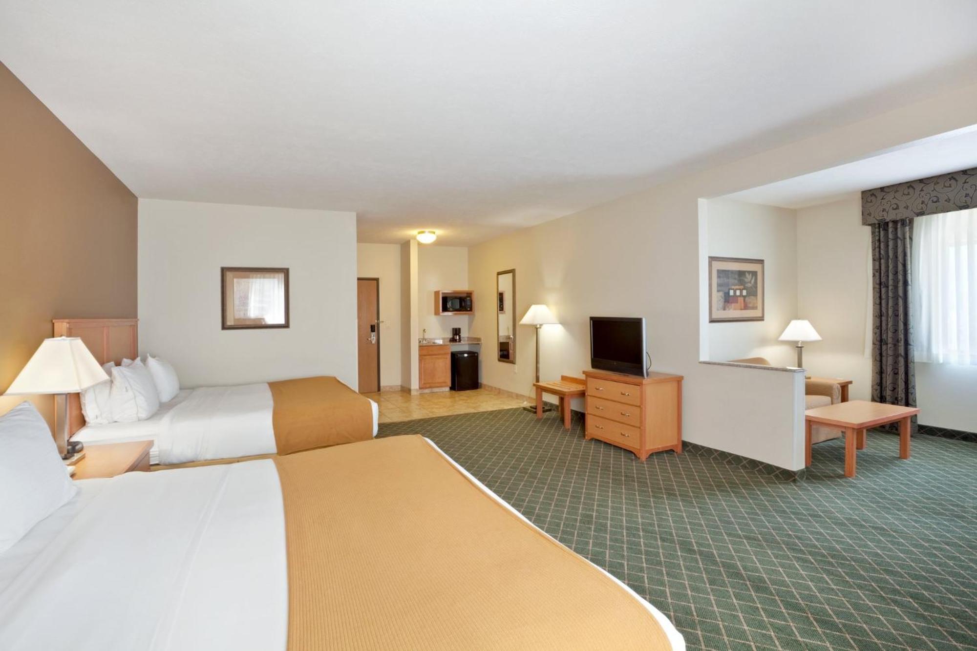 Holiday Inn Express Hotel & Suites Lincoln South By Ihg Exterior foto
